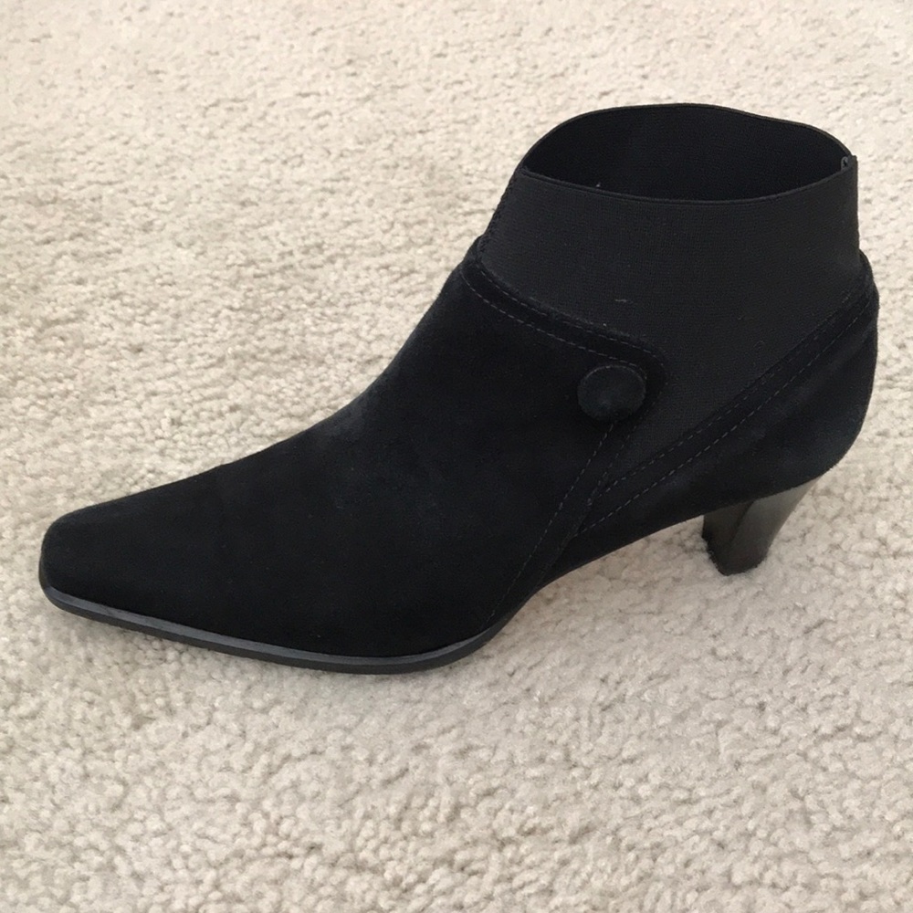 Prevata Suede Bootie
